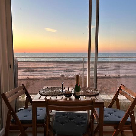 Mettons Les Voiles - Appt Vue Mer Avec Loggia Bernières-sur-Mer Exterior foto